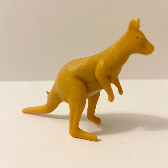 Vintage Lot  of 5 Kangaroo Plastic Toys Hong Kong - Picture 14 of 16